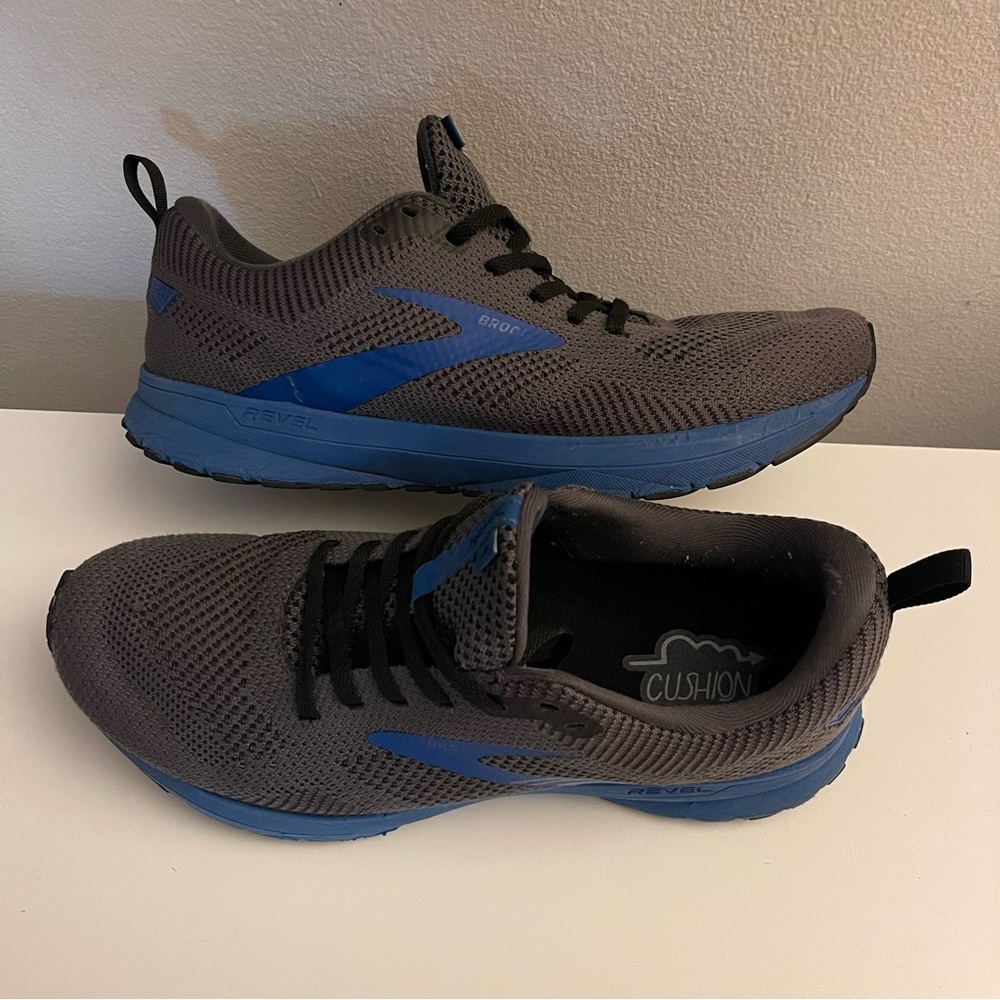 SOLD!! BROOKS REVEL 5 GRAY & BLUE MEN'S RUNNING SHOES SNEAKERS SIZE 11